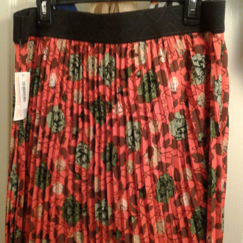 LulaRoe "Jill" Skirt
